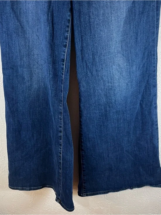 Frame High Rise Le Palazzo Wide Leg Jeans in Orlena - Picture 8 of 15